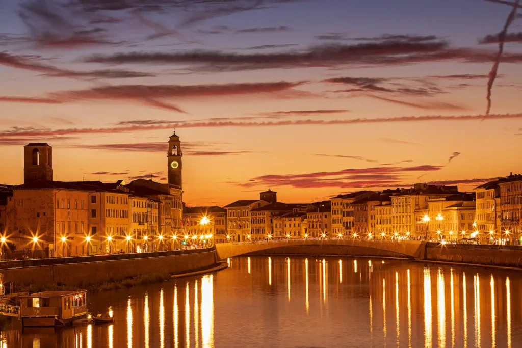 Luminara di san Ranieri, Pisa